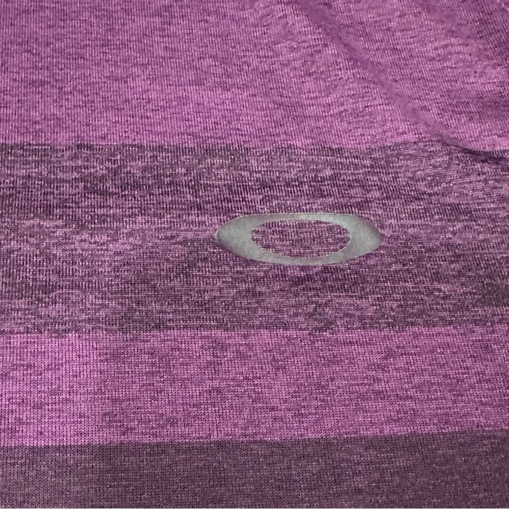 OAKLEY Women Activewear Top Purple Striped Loose Fit Crew Neck, Size Medium. - Picture 2 of 8